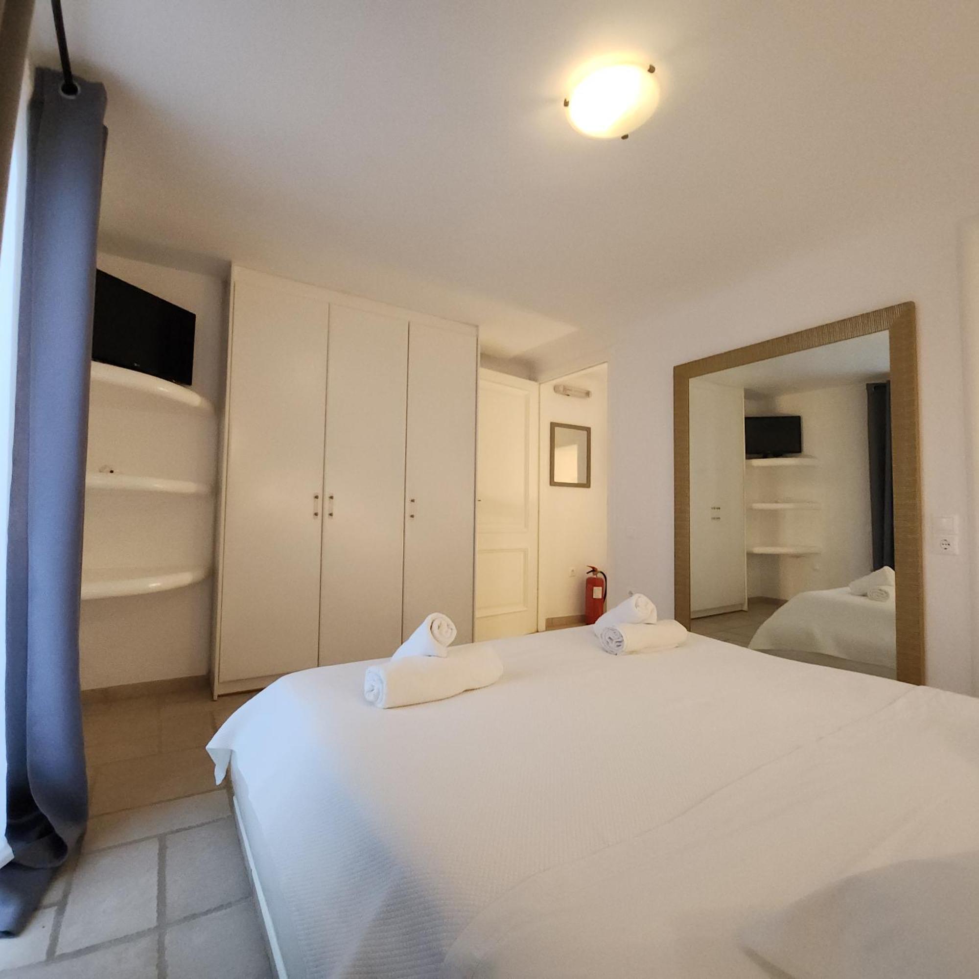 Mykonian Iros Suites & Villas Mykonos Town Zewnętrze zdjęcie